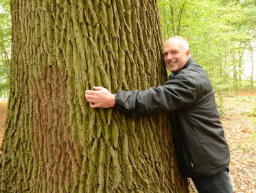 Martine Dubois gaat met oud-collega Cor Jansen naar het landgoed Oldenaller