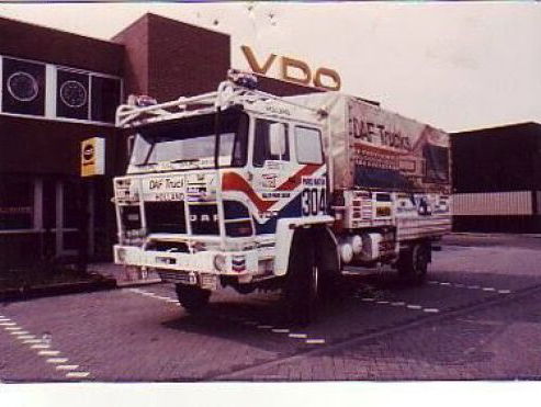 Voor 't eerst Nederlanders in Parijs-Dakar! Hoe was dat?