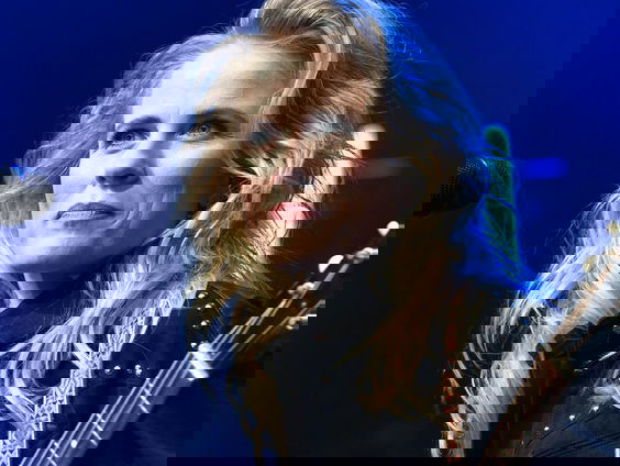 De droom van Febo Waanders kwam uit: hij mocht een gitaar voor Ilse DeLange bouwen!