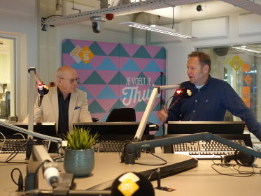 Fred Omvlee legt uit hoe hij Elvis Presley ontdekte