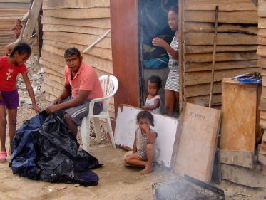 Venezuela: een kip verdient meer dan een mens