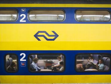 Trein rijdt per ongeluk de verkeerde kant op