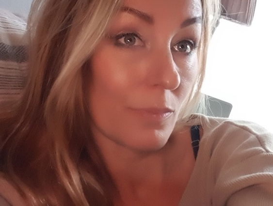 Monique zoekt haar biologische vader - deel 1