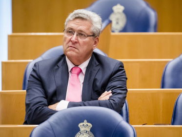 Krol: "Verhoog eindelijk eens de pensioenen"