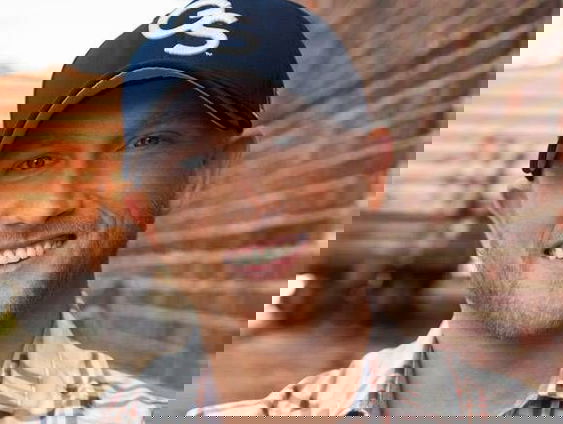 Country Roads: Cole Swindell