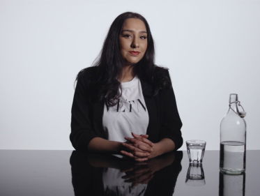 Aangehouden om je huidskleur