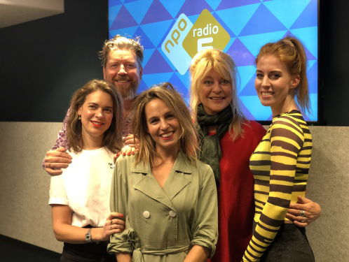 De MAX! Kantoorsessie Met The BlueBirds!