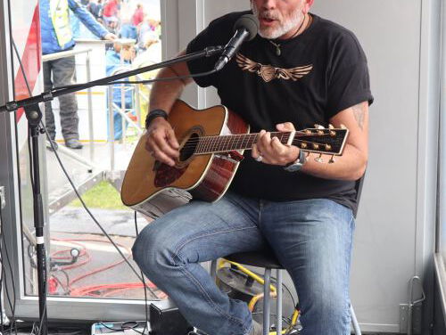 Alpe d'HuZes-tekst op Kings of Leon