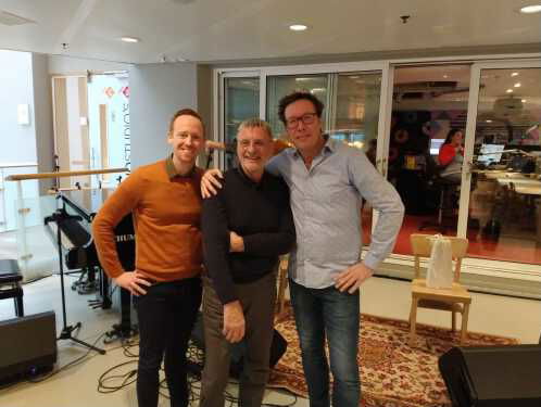 Steve Harley komt live optreden!! En zingt 'Make Me Smile'