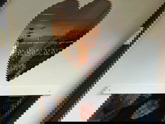 Krista Peereboom uit Krommenie bedacht de allereerste Lingerie Take-away