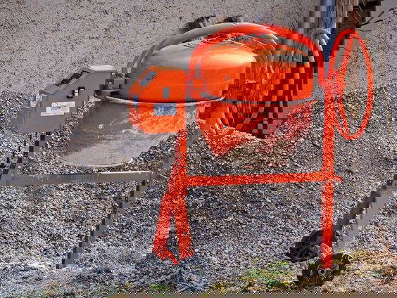 Frans cementbedrijf maakt brokken