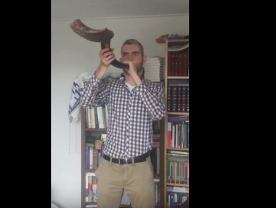 Wereldkampioen 'Sjofar blazen'