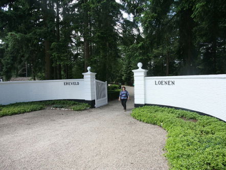 Ereveld Loenen identificeert anonieme oorlogsslachtoffers