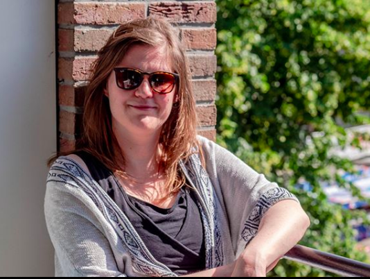 Maaike Wind heeft haar hoge schulden weggepoetst! Hoe deed ze dat?