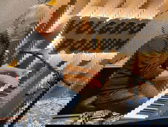 Cor Bakker: een Songfestivalhit in 10 minuten