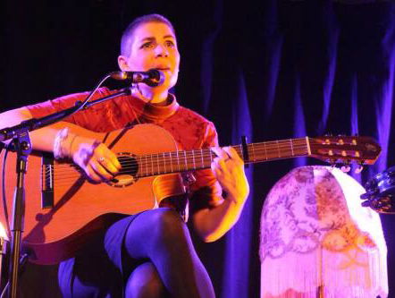 Bellen met Kinga Ban in de kleedkamer in Ede