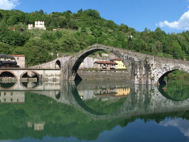 Reisbureau: Bagni di Lucca