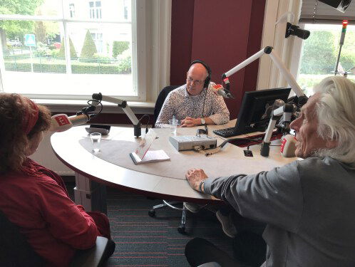 Elly Zuiderveld in Open Huis; 'Ik betaal jullie niet om te evangeliseren’