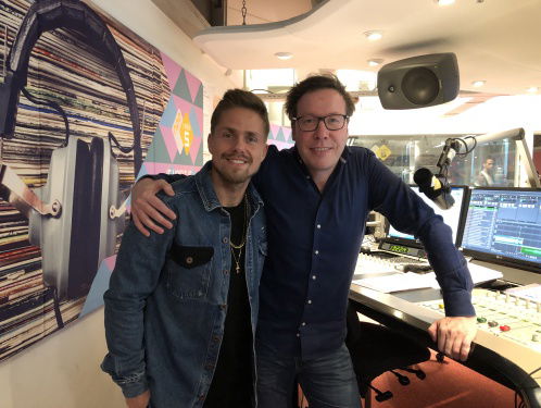 André Hazes komt langs en we luisteren naar zijn nieuwe single 'Verslaafd Aan Jou'