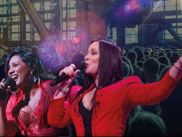 Zingen met Trijntje Oosterhuis en Edsilia Rombley in ADEMNOOT