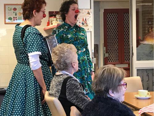CliniClowns bezoeken ouderen met dementie