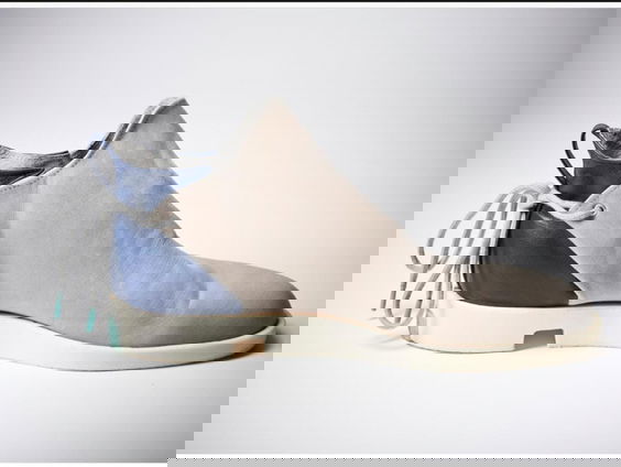 Nieuw: de uitklapschoen. Of toch niet zo nieuw?