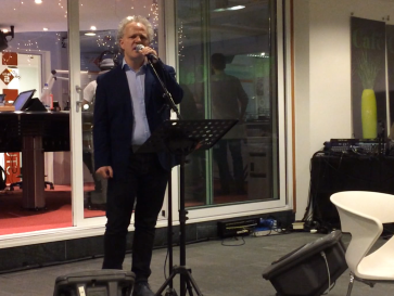 Kleedkamerartiest Leen Koster over zijn albumpresentatie