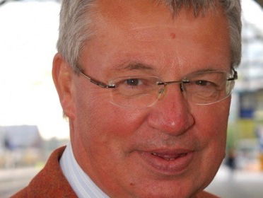 Marinus van den Berg over zijn boek: Meegaan tot het einde’