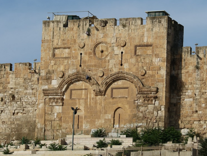 Hoogspanning rondom Gouden Poort