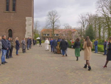 Kruispunt: Afscheid in coronatijd