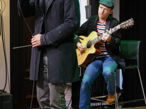 Sjors van der Panne over 'Een hommage aan Robert Long'