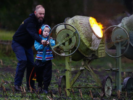 Van Nu Naar Toen: Carbidschieten