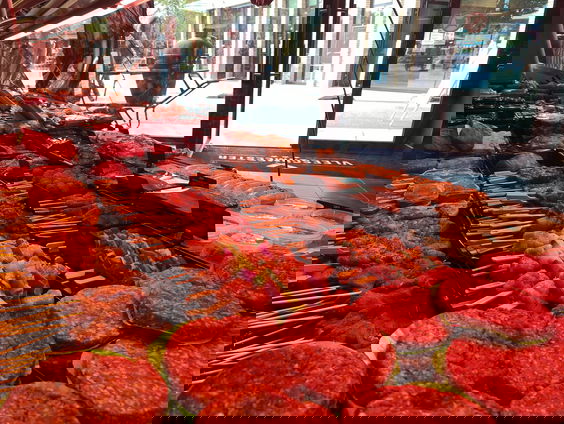 Kerstdrukte bij de slagers