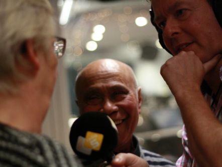 Eli Akihary zoekt medestudent Leonore de Boer