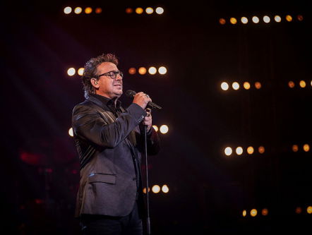 Marco Borsato zingt 'Zeg Me Dat Het Niet Zo Is'