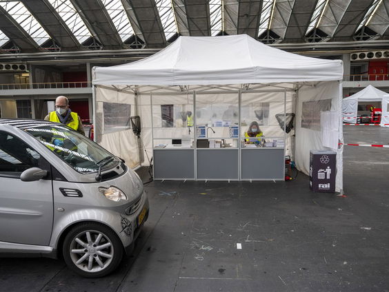 De stembureau's zijn geopend!