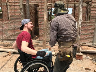 De uitdaging van een rolstoel-werkvakantie