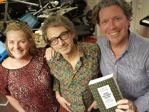 Frénk van der Linden te gast over nieuwe tentoonstelling & nieuw boek 'Onder Hollandse Helden'