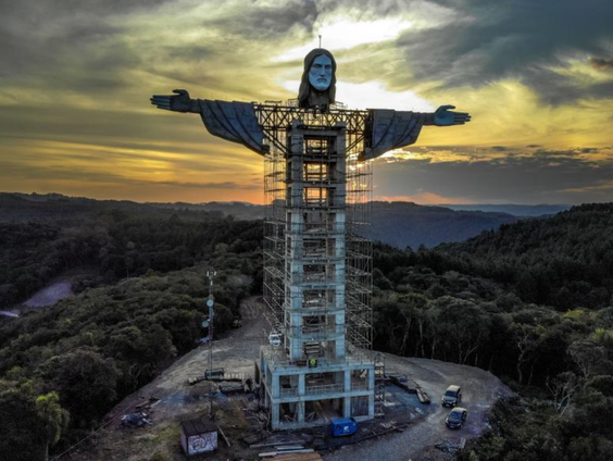 Groter 'Christus-beeld' in Brazilië