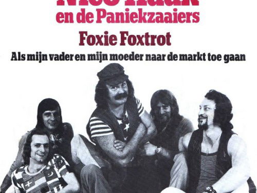 Kees Haak zingt live Foxie Foxtrot