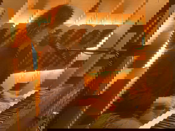 Volgspot Podium: Janneke de Bijl zingt We zouden toch geen kinderen