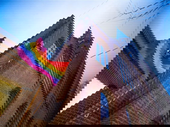 Later uit de kast, bevrijding met vraag- of uitroepteken?