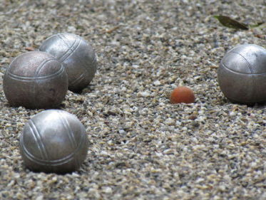 Waarom moeten we deze zomer gaan jeu des boulen?