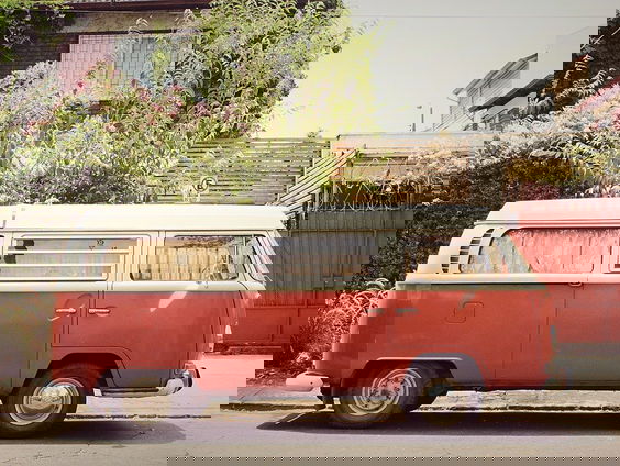 MISTER & MRS brengen ineens Nederlandstalige single uit