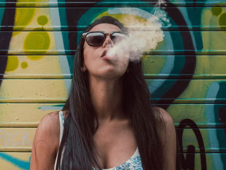 Vraag naar hulp bij stoppen met roken explodeert