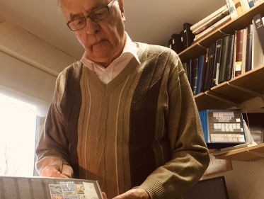 Hoe lang bestaat de postzegelclub nog?