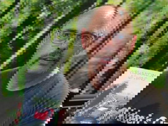 Moeilijk lezen en schrijven? Andries schrijft zijn eigen boek!