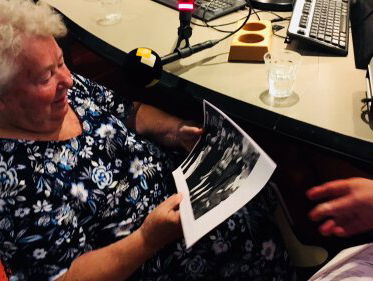 Jopie Hollanders zoekt foto's van haar overleden broer Wim