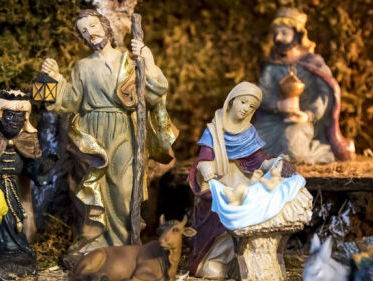 Jan en Ida Mooijekind hebben 200 kerststallen in huis