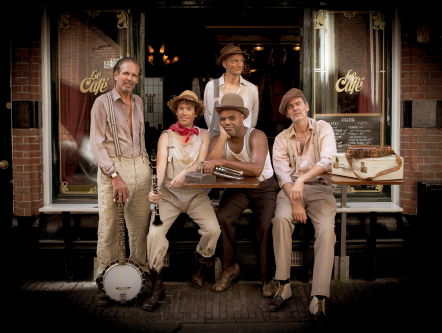 Michael Varekamp over The Legends: Swingin' in New Orleans